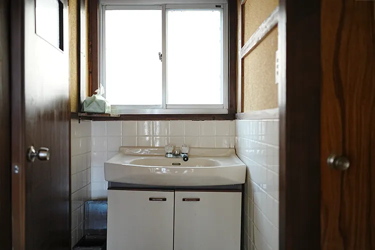 初代田舎AWAY脱衣所